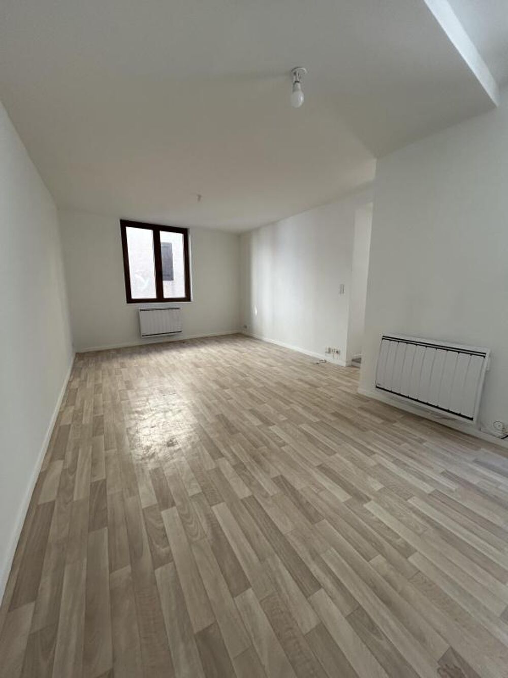LOCATION T3 MENDE