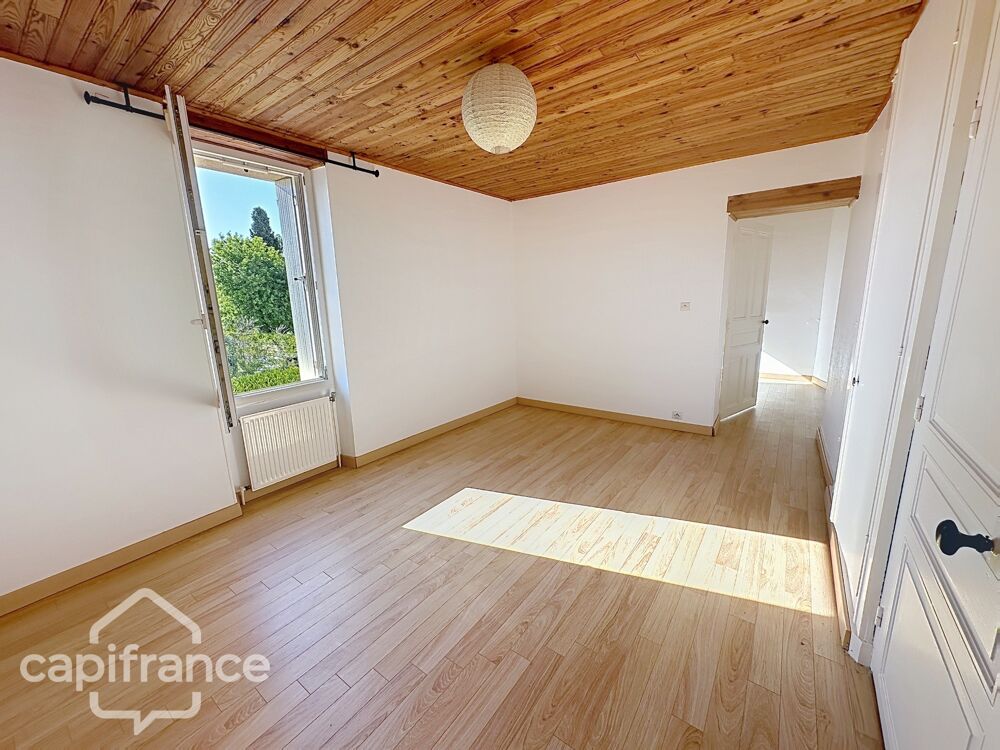 Vente Maison Volume et Potentiel : A vendre … Un grand atelier Indépendant et une maison 4 pièces - THOUARS (79) Thouars