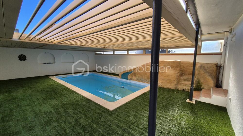 Vente Villa A VENDRE VILLA 3 FACES DE 155M² SUR TERRAIN DE 446M² - ANGLE DE RUE - CINQ CHAMBRES - DEUX GARAGES - CAVE - PISCINE ET SA PERGOL Latour bas elne