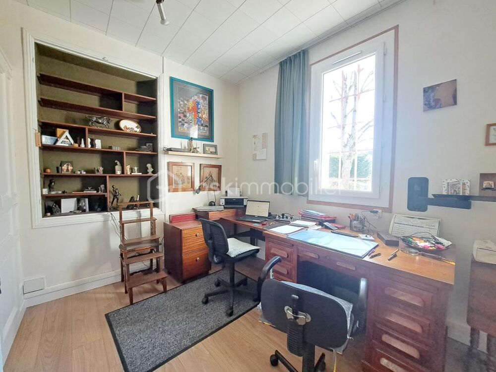 à vendre  Propriété/château Berville (95810)
