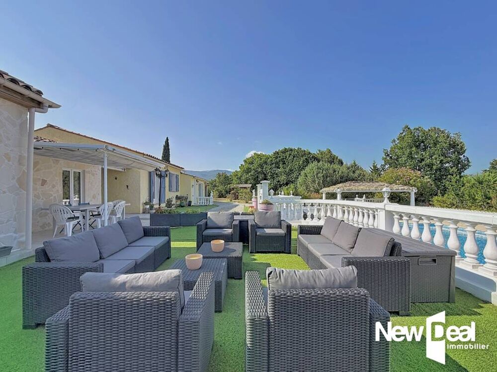 à vendre  Propriété/château Fayence (83440)