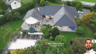  Maison  vendre 9 pices 305 m