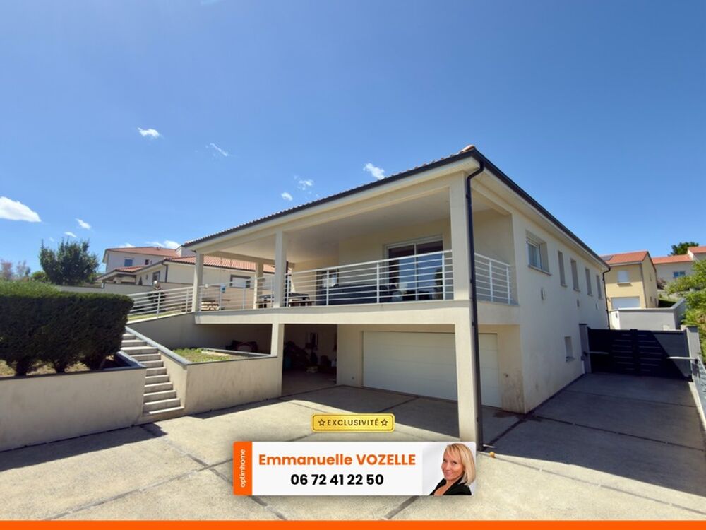 Maison contemporaine de 128 m² au Cendre, Volumes exceptionnels, 4 chambres, grande terrasse couverte