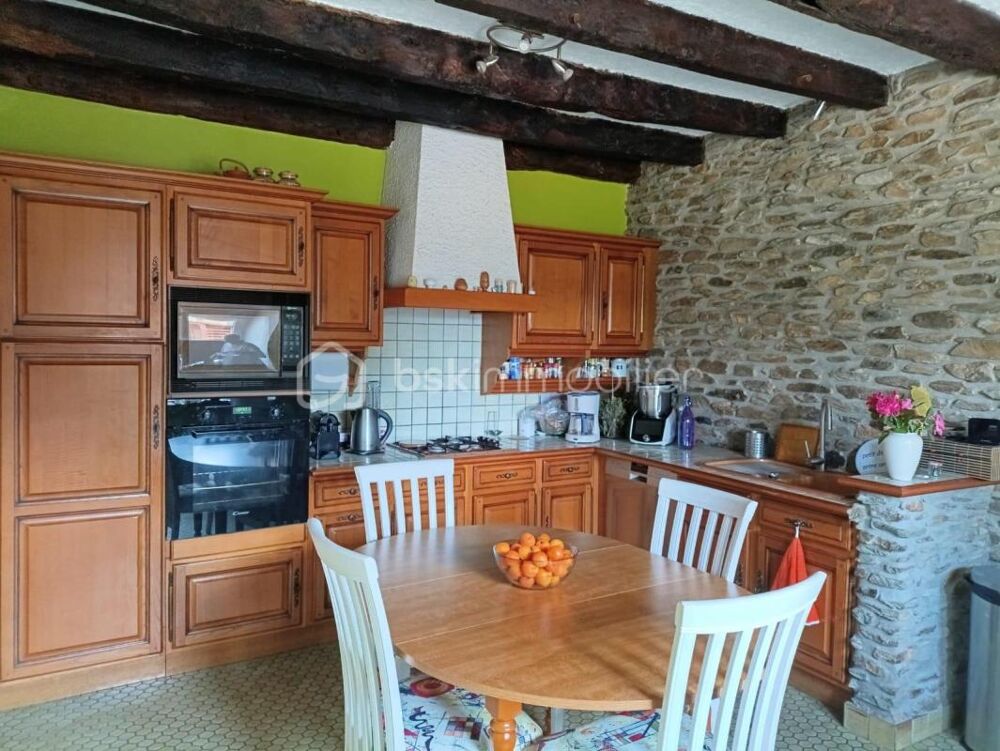 Vente Maison Longère de caractère 143 m² 4 chambres Saint gilles