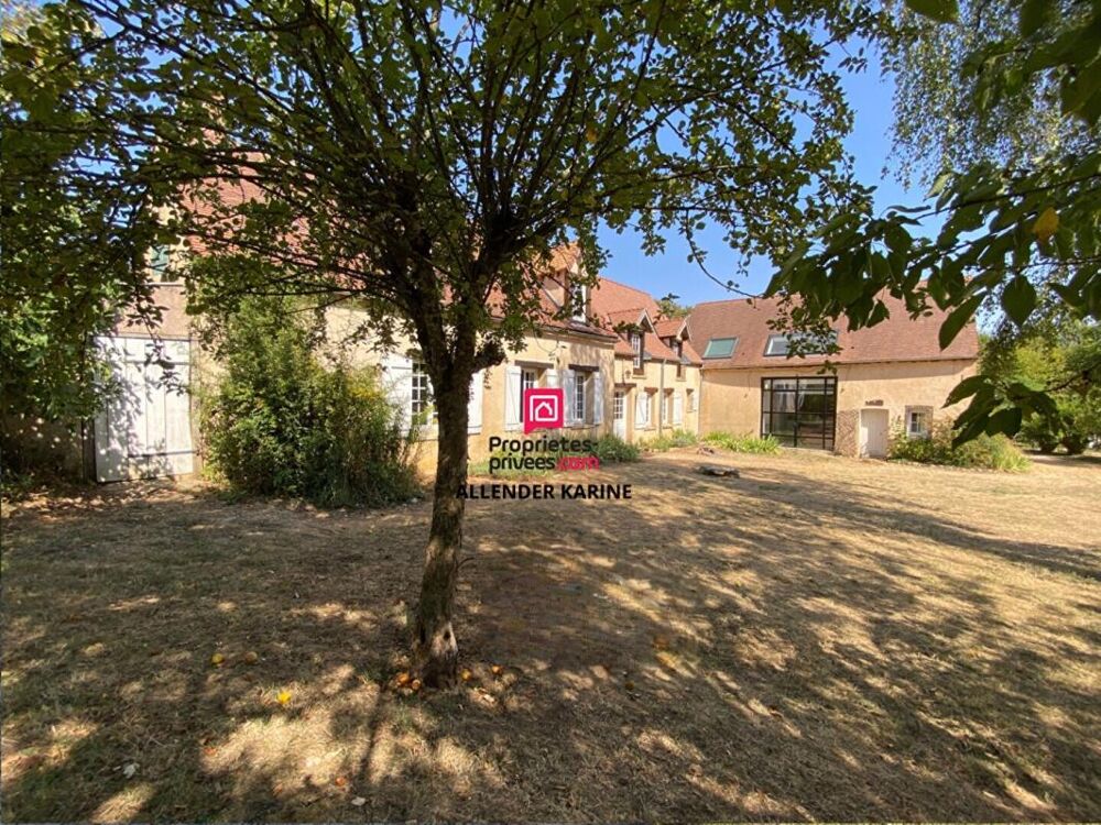 Vente Maison Maison Villechetive 8 pièce(s) 265 m2 Villechetive