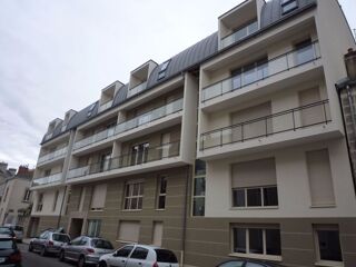 Appartement à louer 2 pièces 45 m²