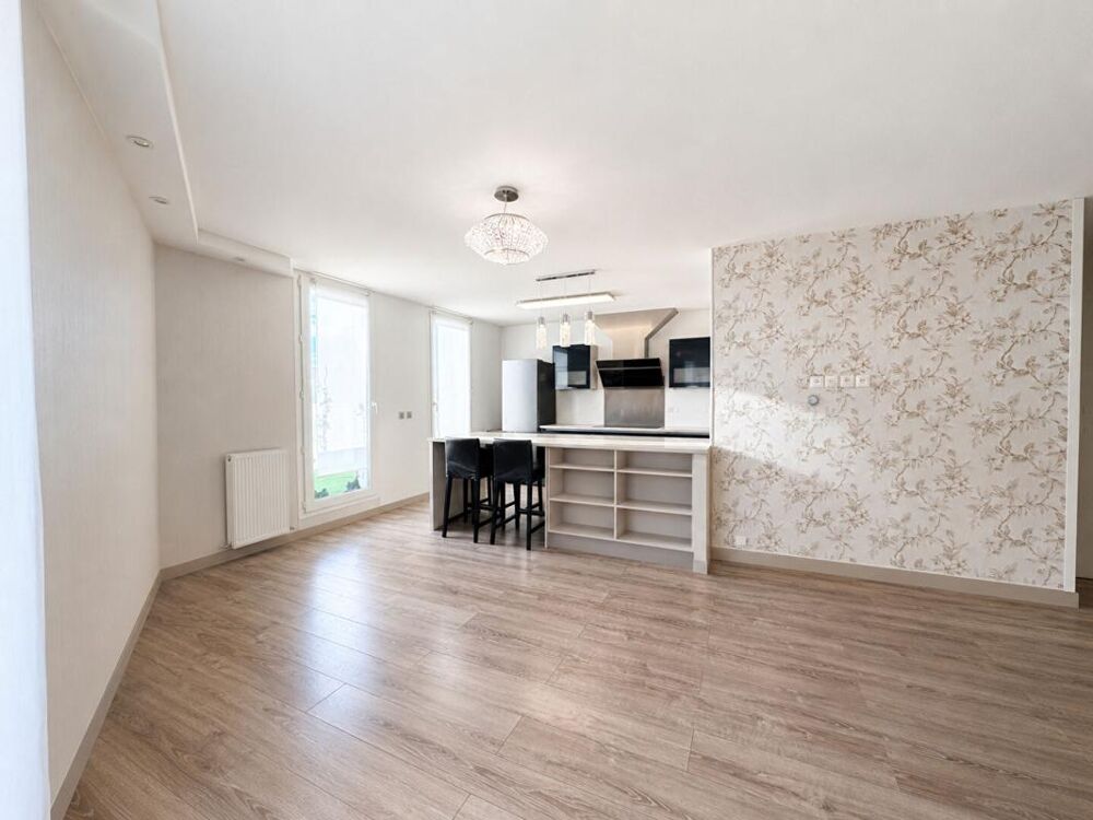 Vente Appartement EXCLUSIVITÉ - Appartement d'exception au dernier étage avec terrasse panoramique de 30 m² - Mantes-la-Jolie Centre Mantes la jolie