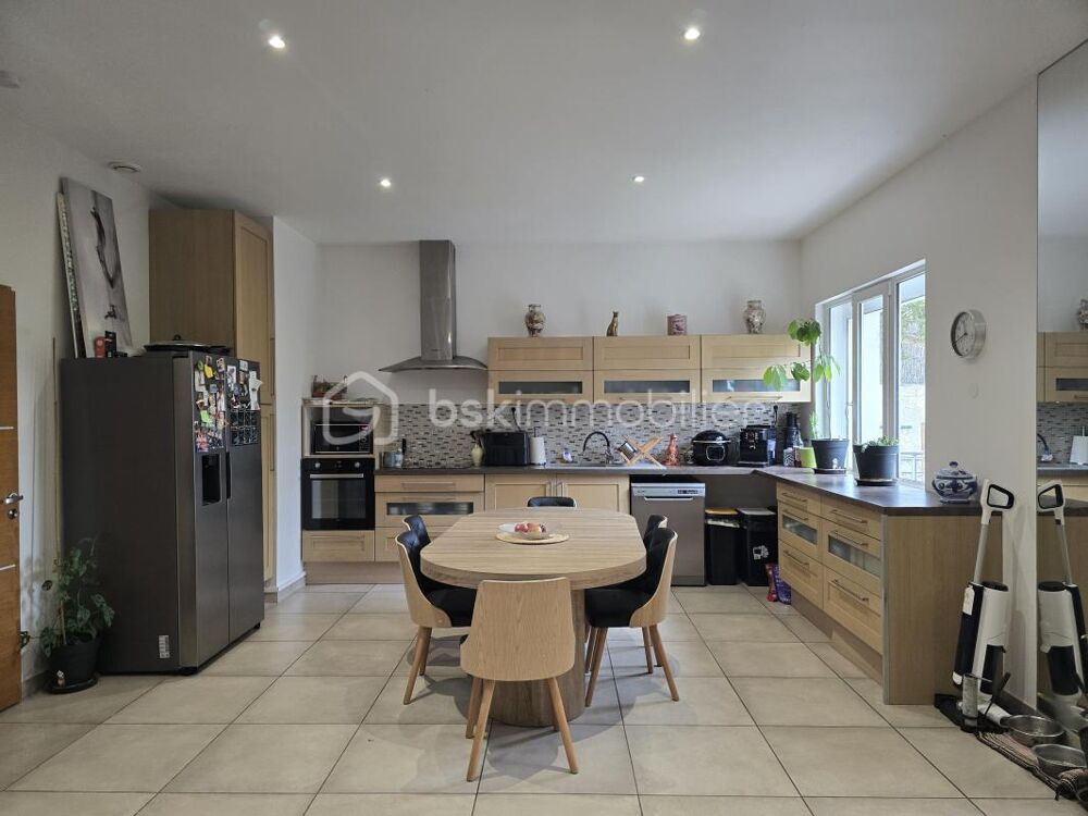 Maison 3 pièces 77 m² · à Montelimar · 77 m² · 189 000 €