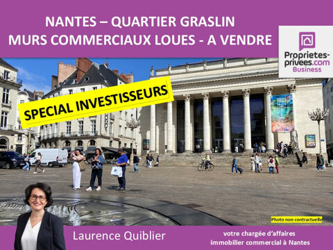 44000 NANTES - MURS OCCUPES LOUES - QUARTIER GRASLIN 325200 44000 Nantes