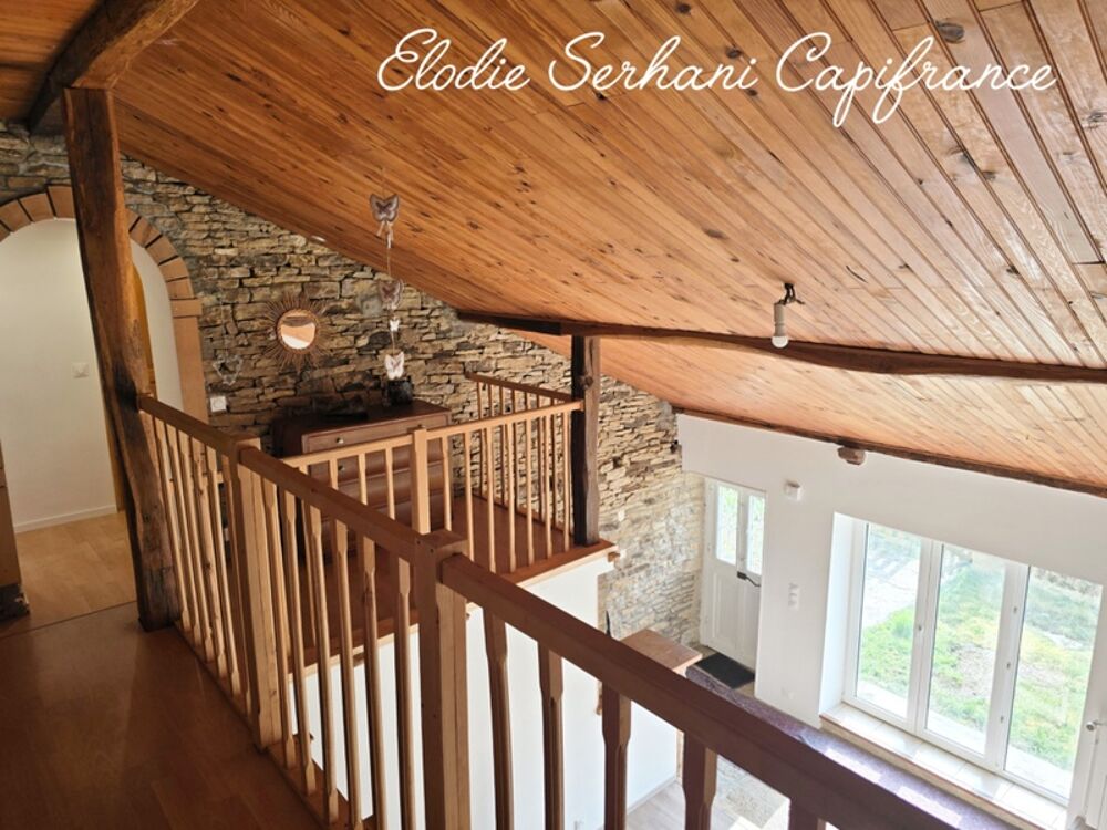 Vente Maison Maison de caract�re T6 d'environ 180m2 + 166m2 de grange � Montenois Montenois