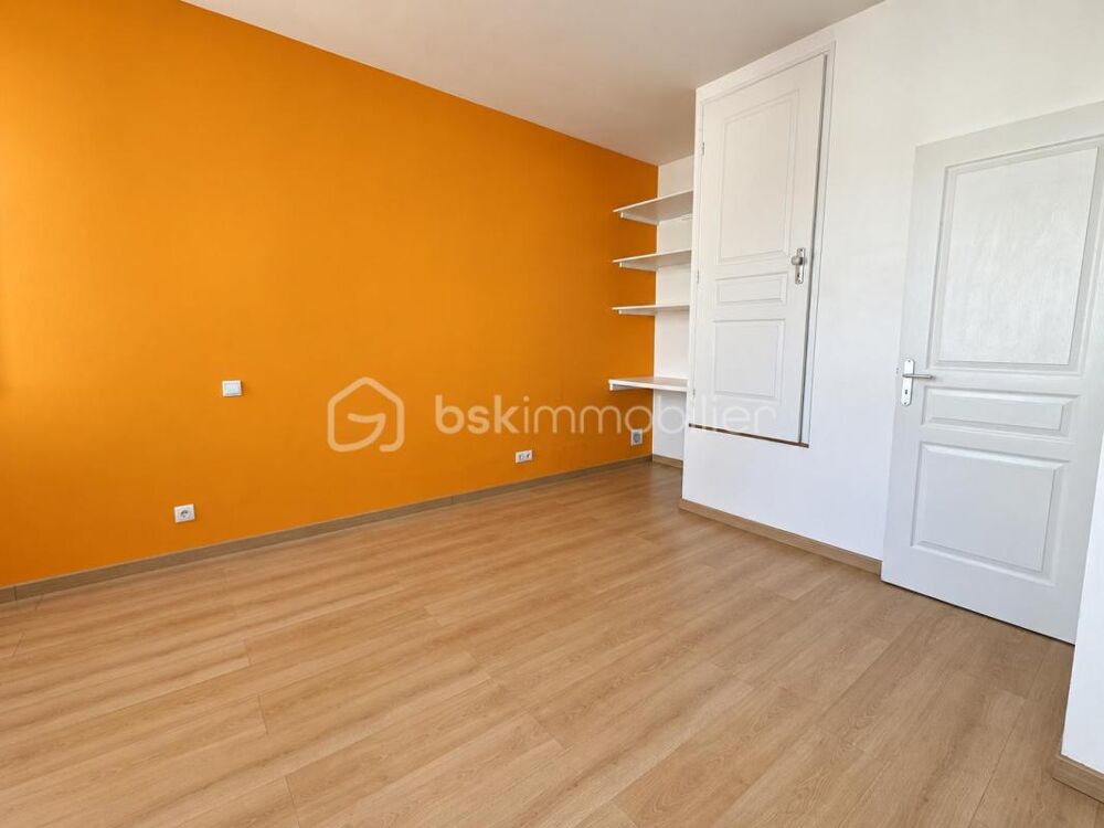 Vente Maison A vendre maison de ville à La Ville du Bois La ville du bois