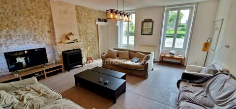 Vente Propri�t�/Ch�teau EXCLUSIVIT� ! Propri�t� d'exception : maison r�nov�e de 195 m� (9 pi�ces) sur plus de 2 hectares, avec vaste d�pendance de 500 m Ecrammeville