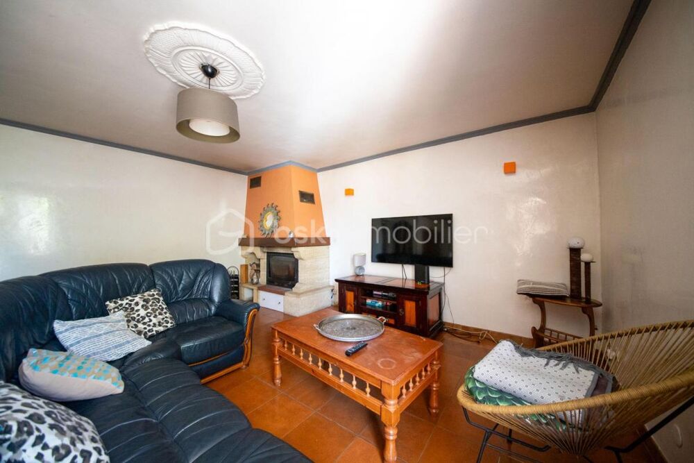 Vente Villa Villa 153m² et 40 m² d'annexes avec jardin et garage à Pézenas Pezenas
