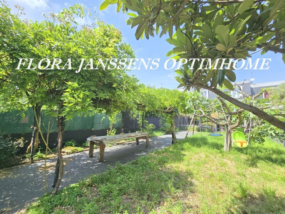 Maison familiale de charme  200 m²  5 chambres  Jardin  Quartier pavillonnaire calme