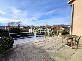  Villa à vendre 8 pièces 146 m²