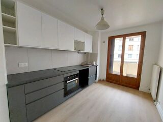  Appartement � louer 4 pi�ces 83 m�