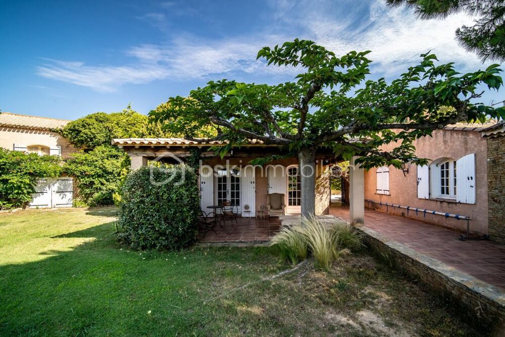 � vendre  Propri�t�/ch�teau La Cadi�re-d'Azur (83740)