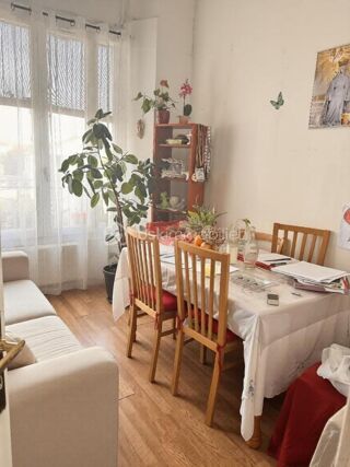  Immeuble � vendre 15 + pi�ces 230 m�