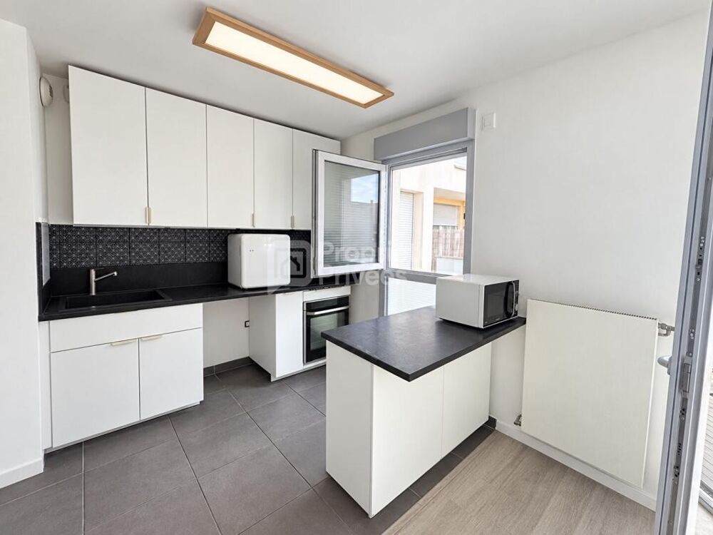 Vente Appartement 94000 CRÉTEIL UNIVERSITE - APPARTEMENT RECENT T4 - 75 M² + BALCON, et 2 PARKINGS Creteil