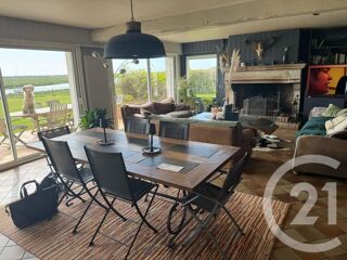  Propri�t�/ch�teau � vendre 11 pi�ces 255 m�