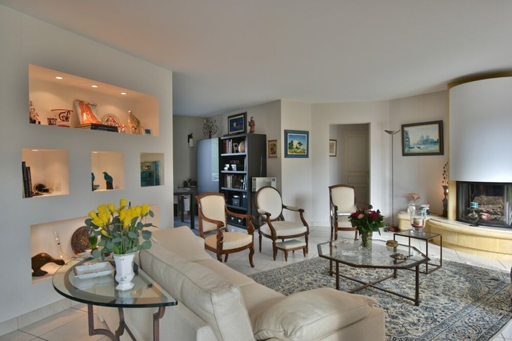 CHASSELAY (69380) - Villa de 191 m² avec garage double - Terrain de 1155 m²