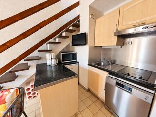 Vente Appartement Appartement Saint Raphael 3 pièce(s) 39 m2 - mer et port de Santa Lucia à 5min à pied Saint raphael