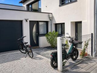 Vente Maison Maison de 6 pièces de 137 m² située à Vannes Vannes