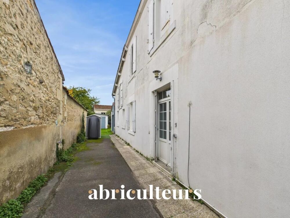 Maison de ville en vente à Cognac dans le quartier Saint-Martin (16100)