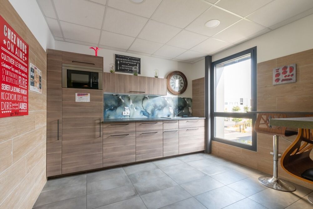   Bureau fonctionnel à Montpellier Garosud– Crèche, resto & services sur site Montpellier