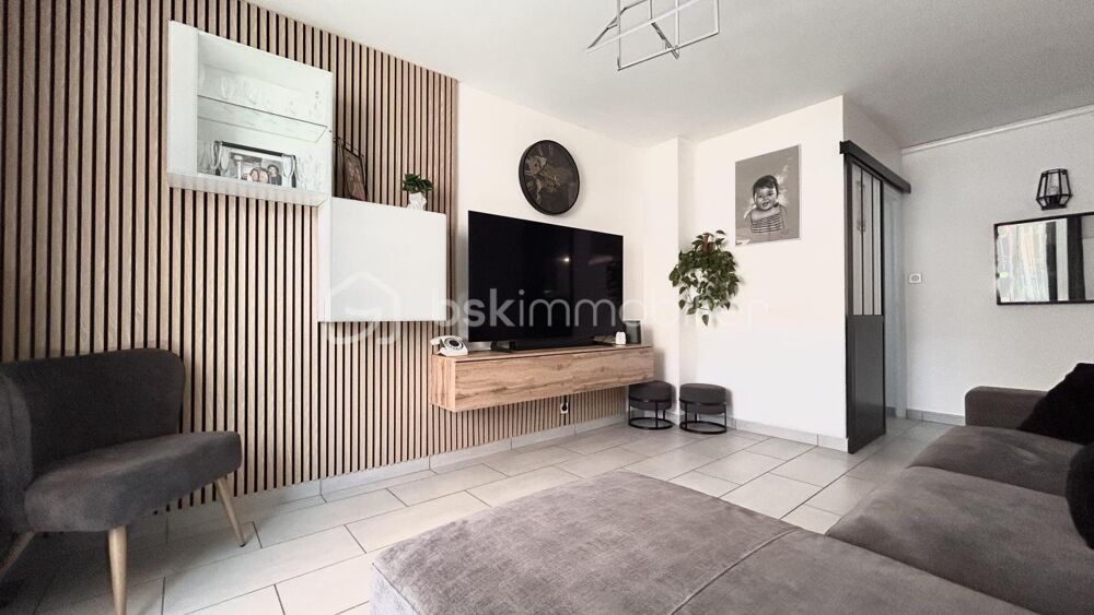 EXCLUSIVITÉ  COUP DE COEUR  T4 67 m² avec balcon, cave et parking