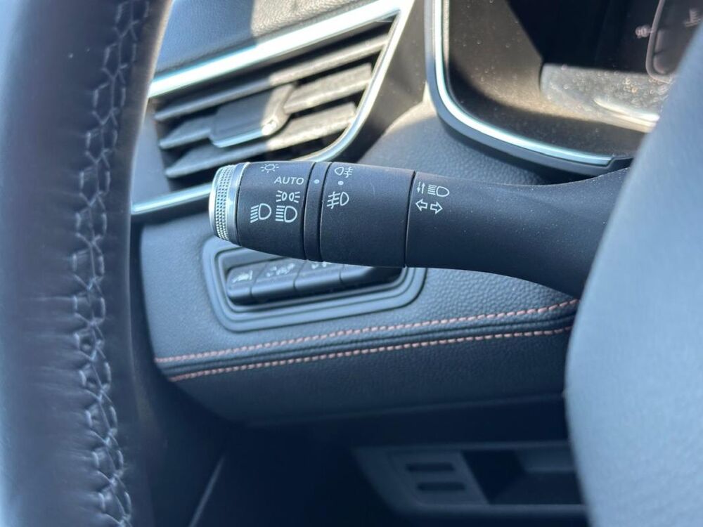 Clio V 1.3 TCE 130 FAP INITIALE PARIS EDC 2019 occasion 78240 Chambourcy