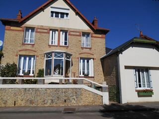  Propriété/château à vendre 7 pièces 250 m²