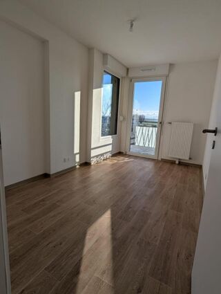  Appartement � louer 4 pi�ces 96 m�