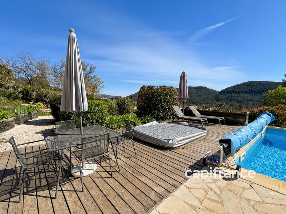 � vendre  Villa Bagnols-en-For�t (83600)