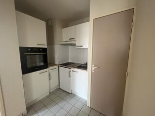  Appartement à louer 2 pièces 28 m²