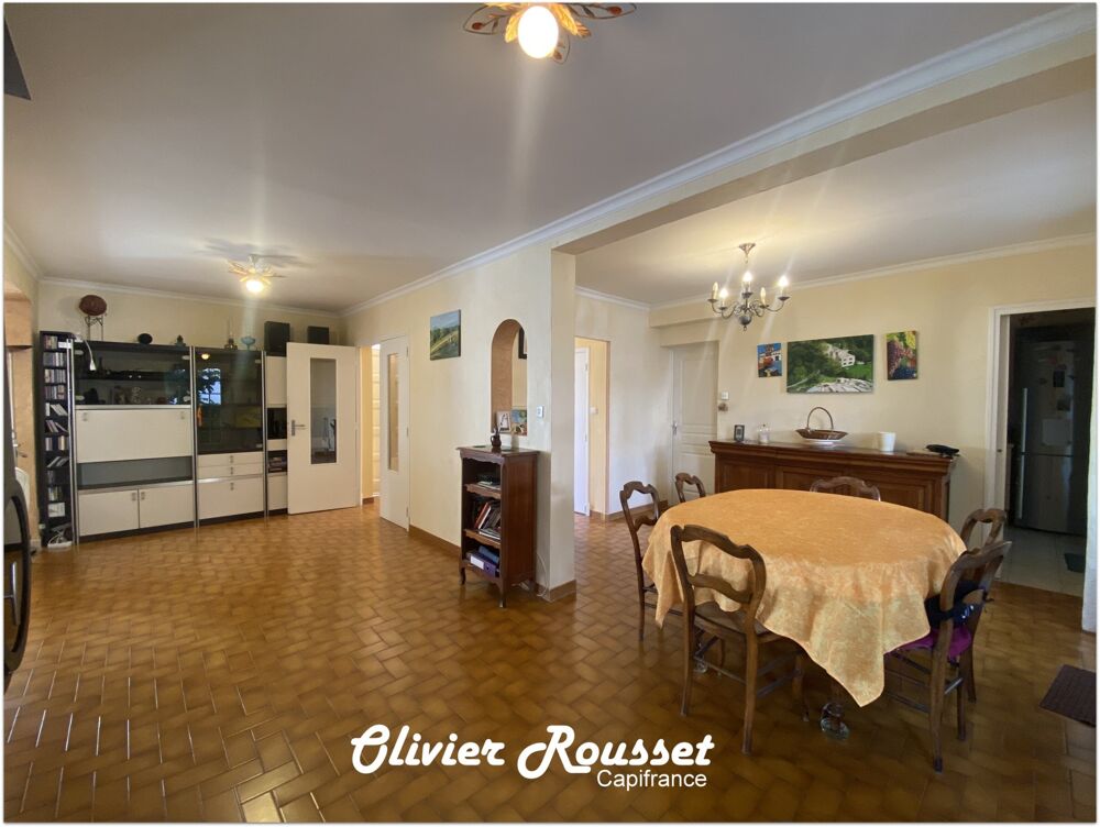 Béziers  Maison T6 de 126 m² avec terrasse et garage, quartier calme