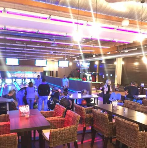 SABLE SUR SARTHE - MURS COMMERCIAUX BOWLING 700 M&sup2; 550000 72300 Sable sur sarthe