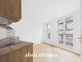 Vente Appartement Bel appartement lumineux avec balconnet, au calme dans le 18ème arrondissement de Paris Paris 18