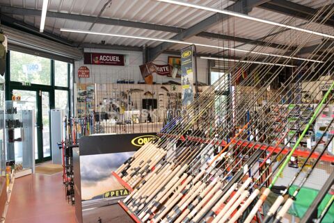   A VENDRE FOND DE COMMERCE AUBENAS 150M2 