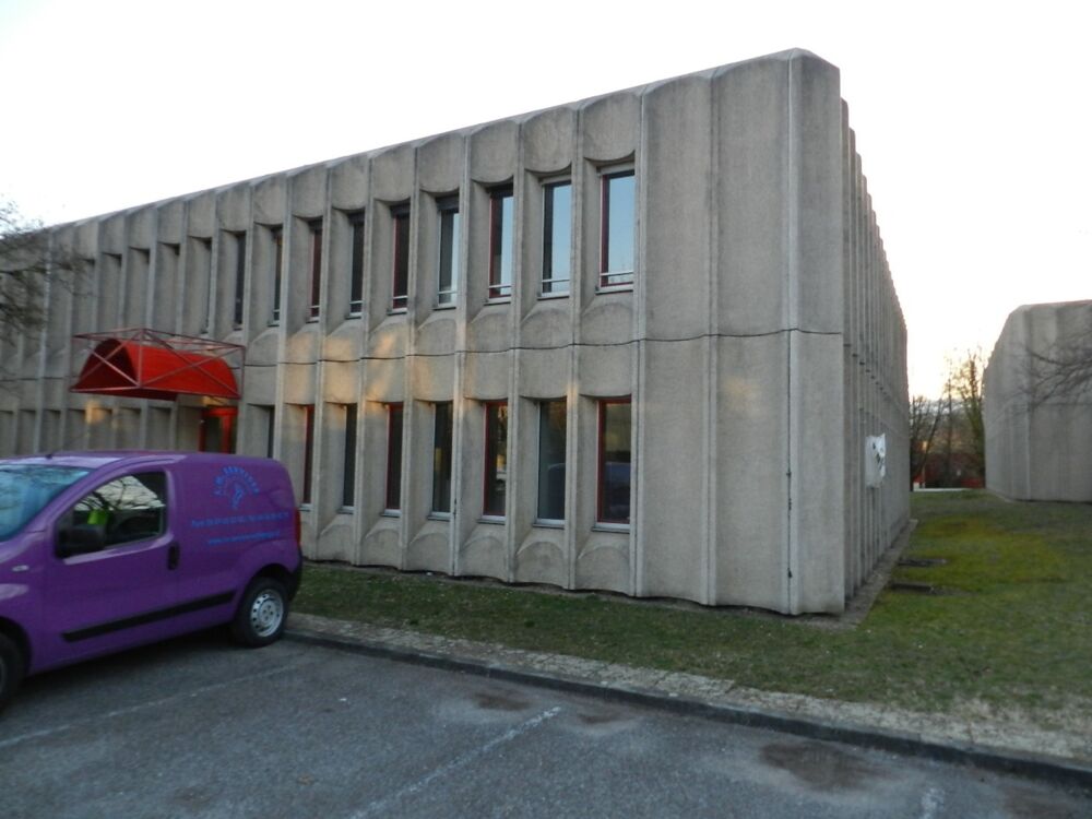   Dpt Isère (38), à louer bureaux  59 m² à MEYLAN Meylan