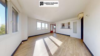 Vente Appartement Appartement T3 traversant 72 m² avec Cave et Parking Frejus