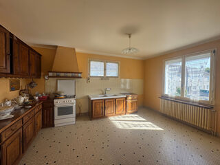 Vente Maison Maison à vendre 4 pièces LENCLOITRE (86) Lencloitre