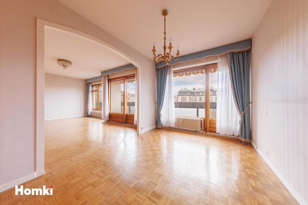 Appartement 3 pièces 97 m² · à Clermont Ferrand · 97 m² · 155 000 €