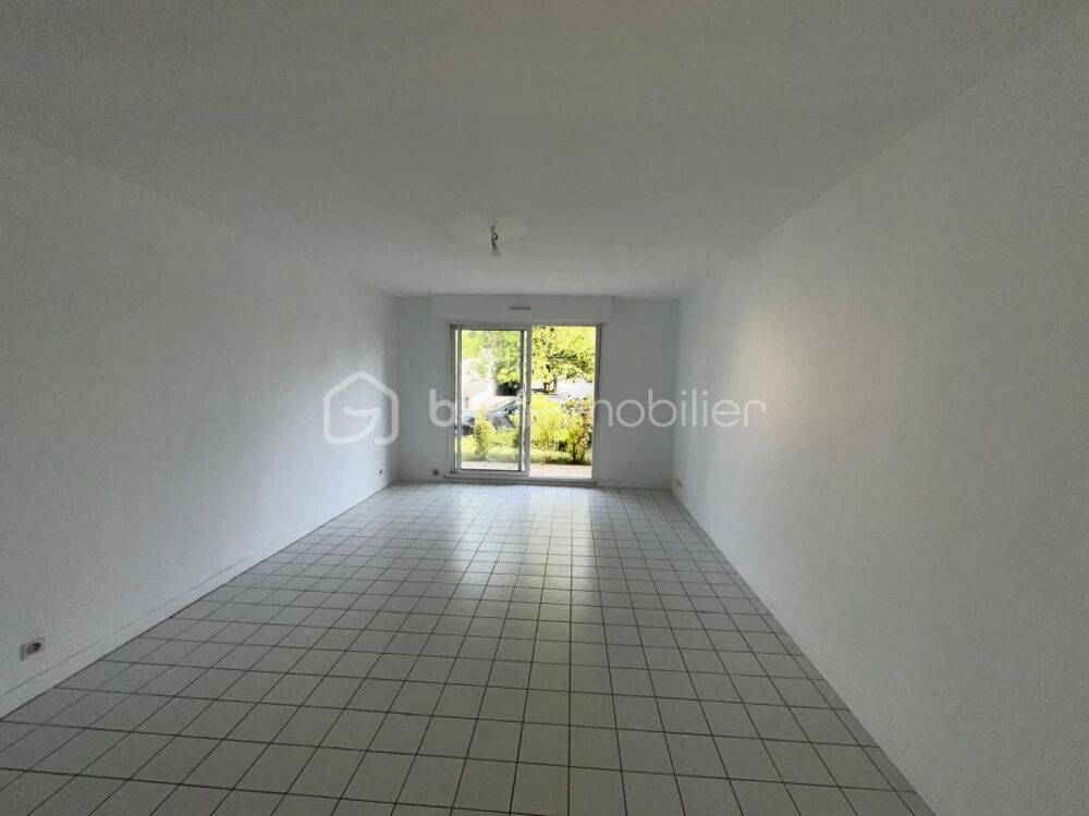 Appartement T3 centre-ville de La Baule avec cave et garage