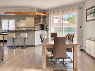  Maison à vendre 4 pièces 145 m²