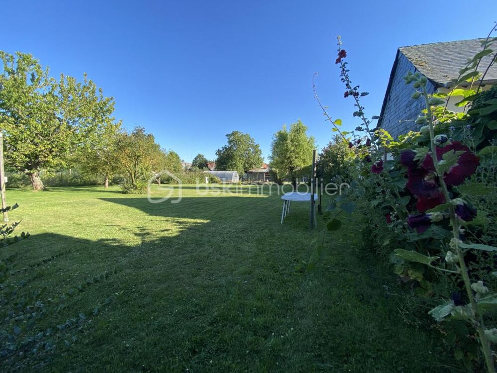 Vente Maison Maison avec fort potentiel sur plus de 1 100 m² de terrain constructible Feuquieres en vimeu