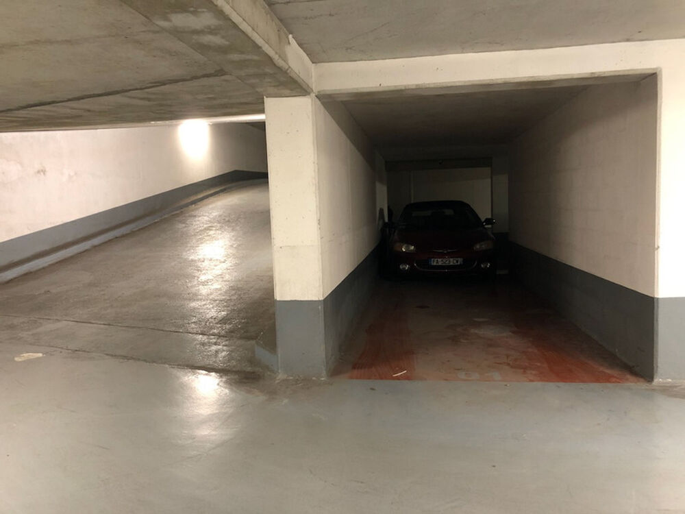 Vente Parking/Garage Double parking boxable dans bel immeuble r�cent Issy les moulineaux