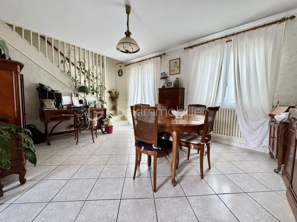 ? Maison pleine de charme, grand jardin, garage  Livry-Gargan - 70m2 - T3