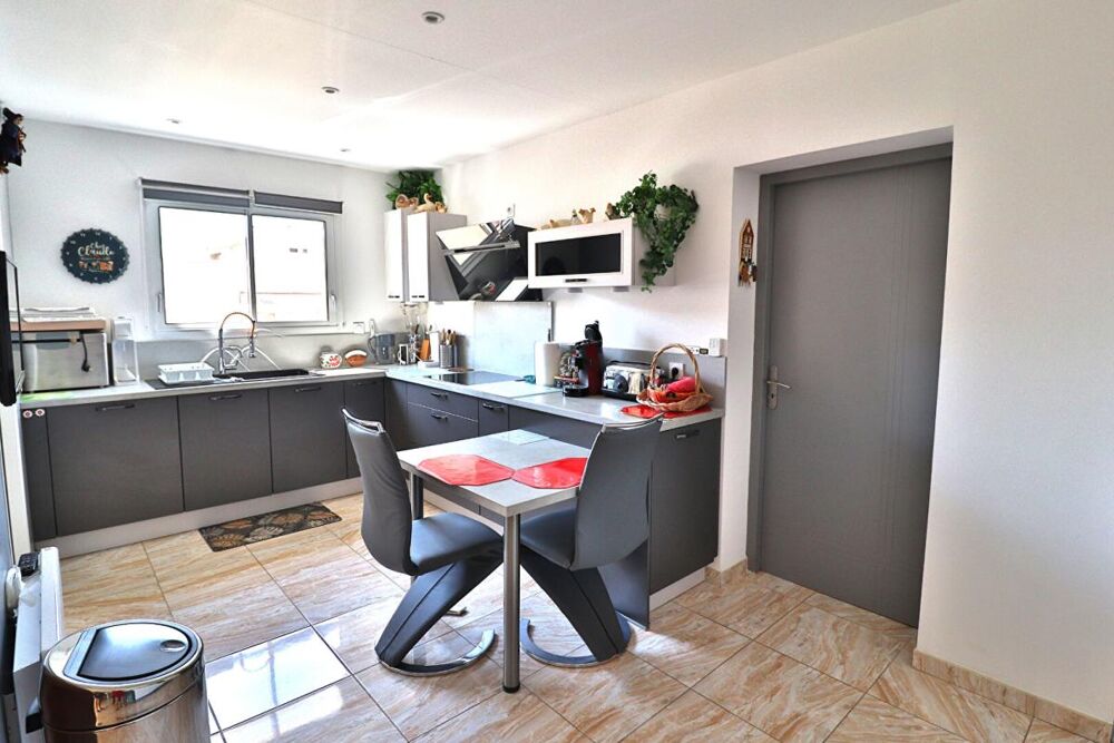 Villa Pia 4 pièce(s) 115 m2 sur un terrain de 363m²