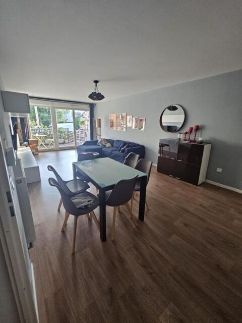  Appartement � louer 4 pi�ces 81 m�